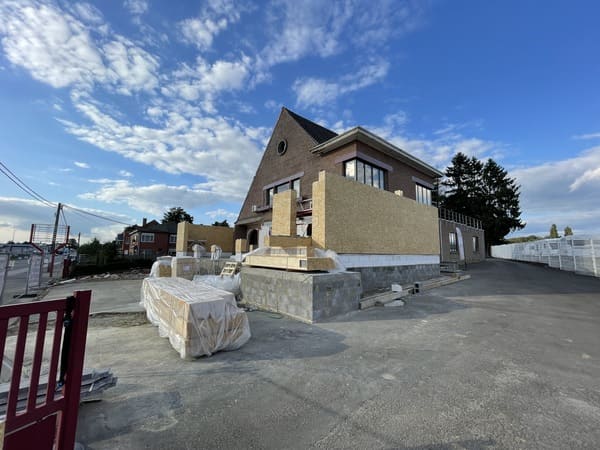 Annexe en bois à toit plat à Awans